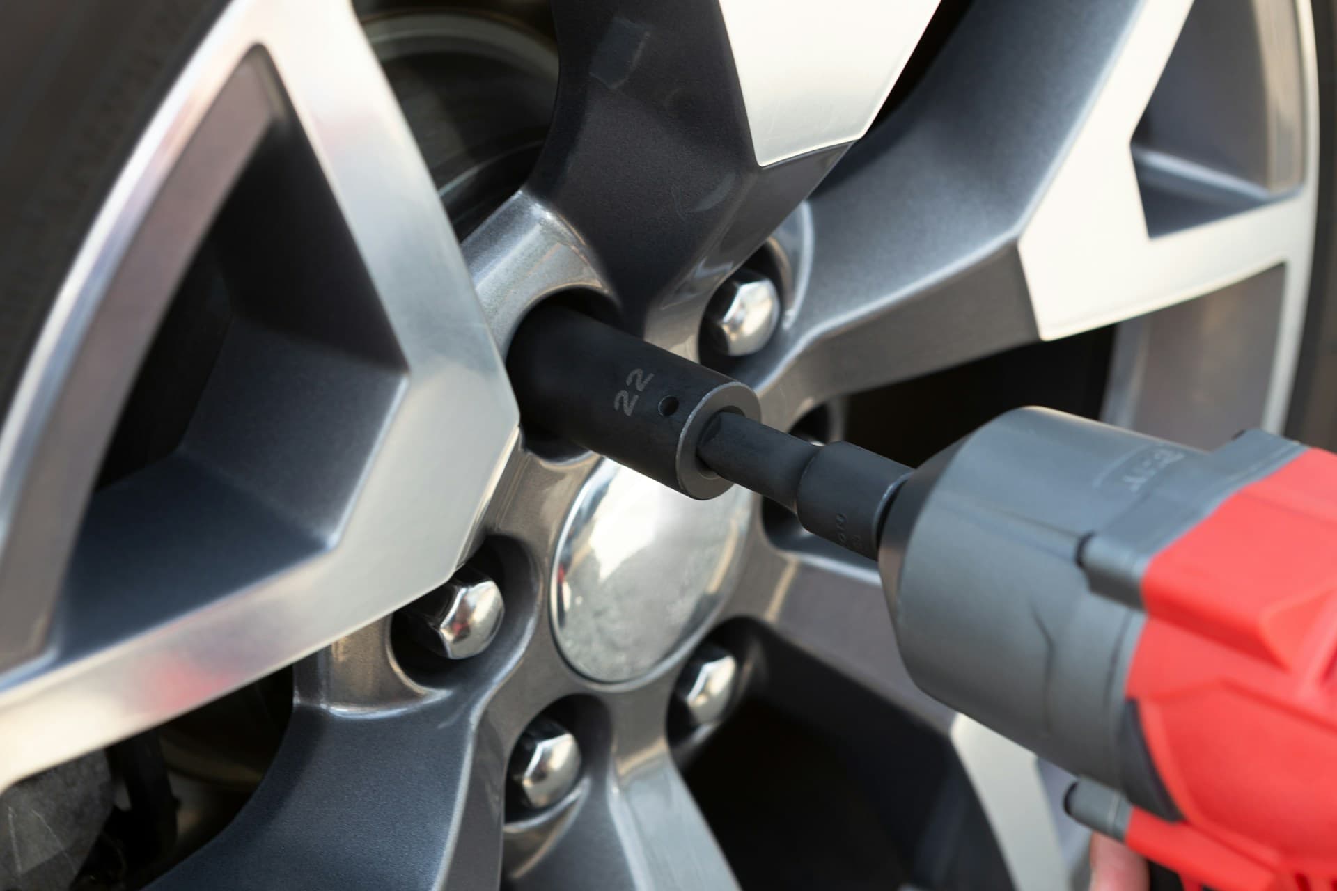 Tire Repair & Change